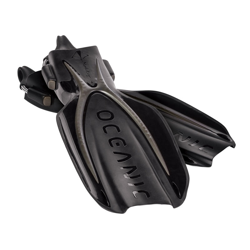 Oceanic Manta Ray Fin - Black/Titanium - Go Dive Tasmania